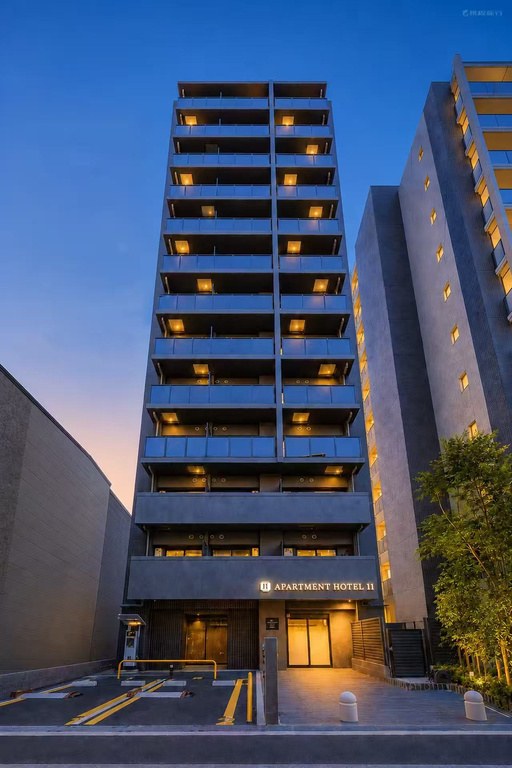 Apartment Hotel 11 Hanazono 1 exterior at night