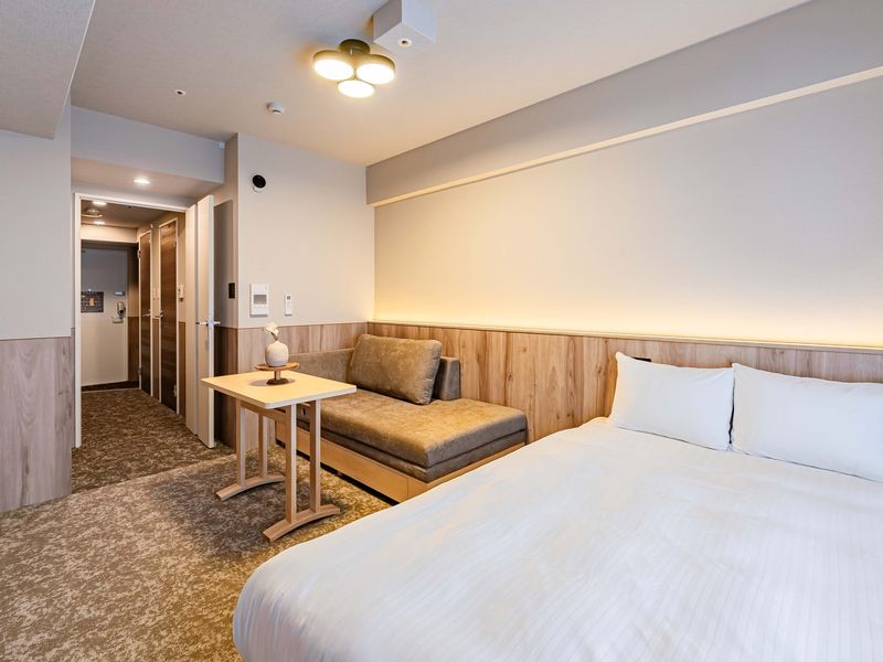 Kuromon 8 featured room